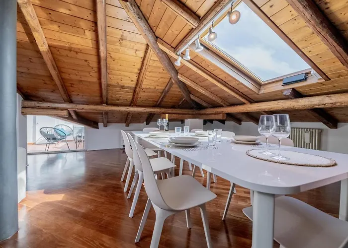 Realkasa Attico Indipendenza