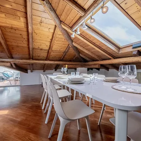 Realkasa Attico Indipendenza